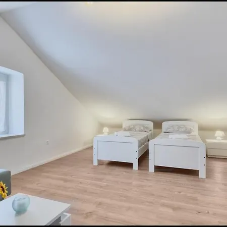 Holiday Beba Kraljevica